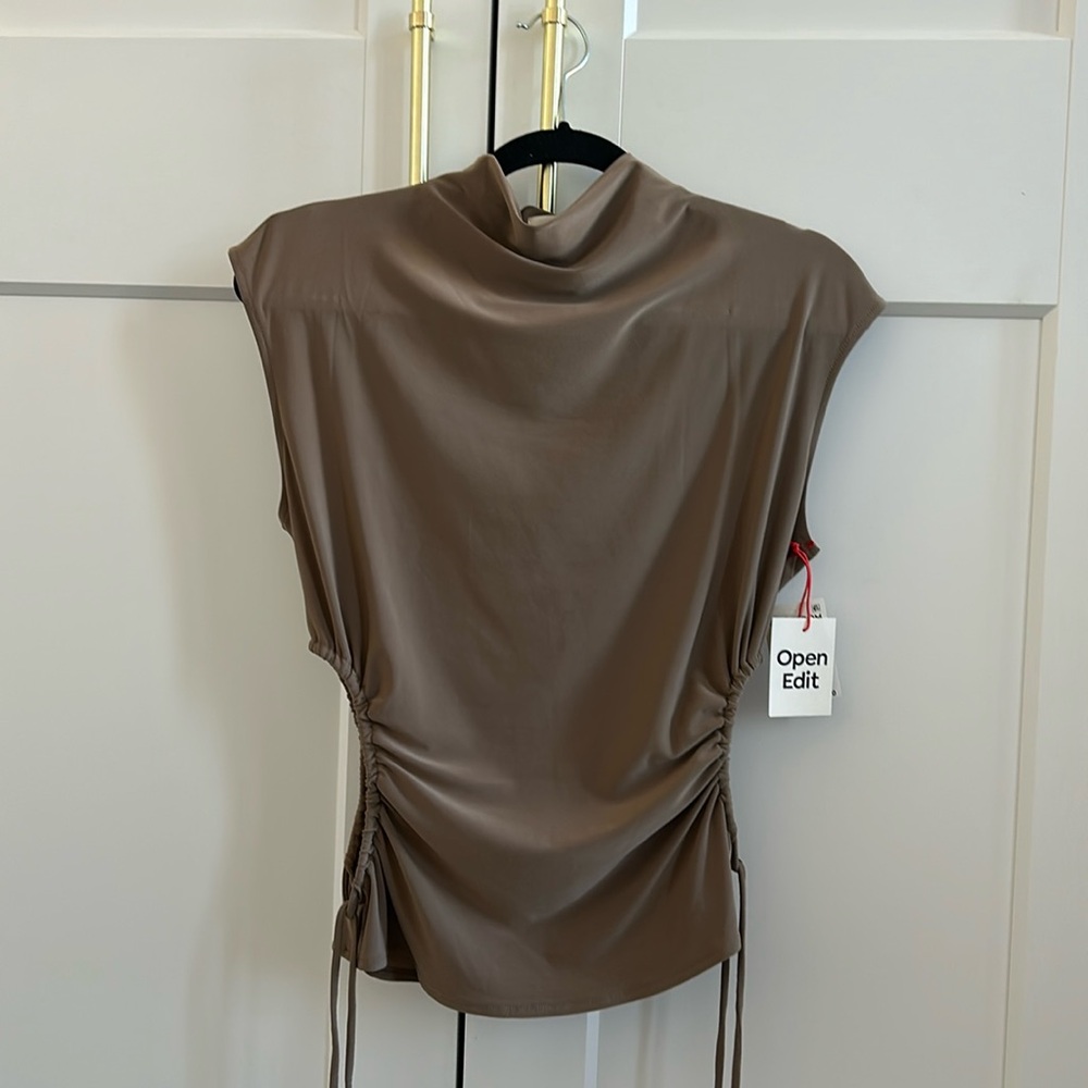 Open Edit Brown Shiitake cut out top, brand new, size M